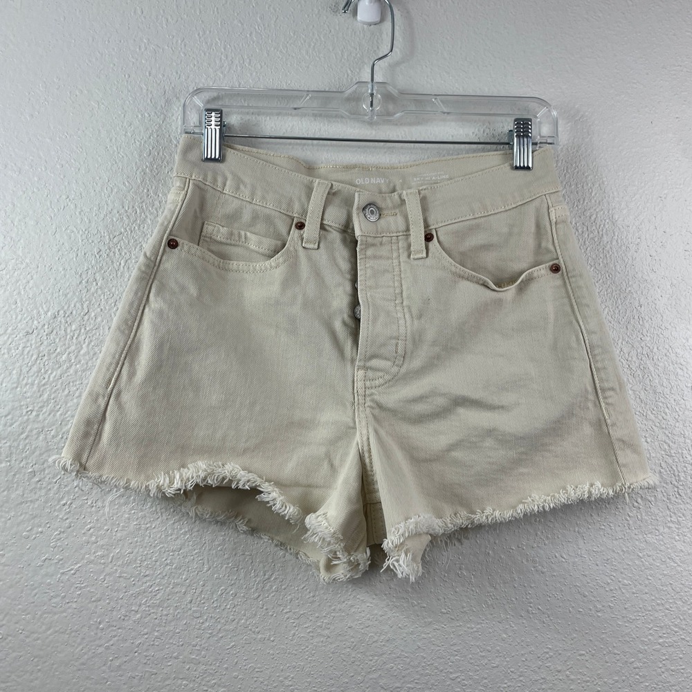 Old Navy Sky-Hi A-Line Cream Denim Shorts High Rise Frayed Hem Size 4